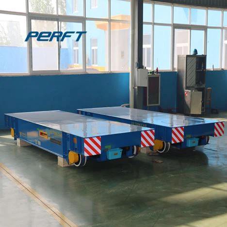 Transportni jekleni voziček